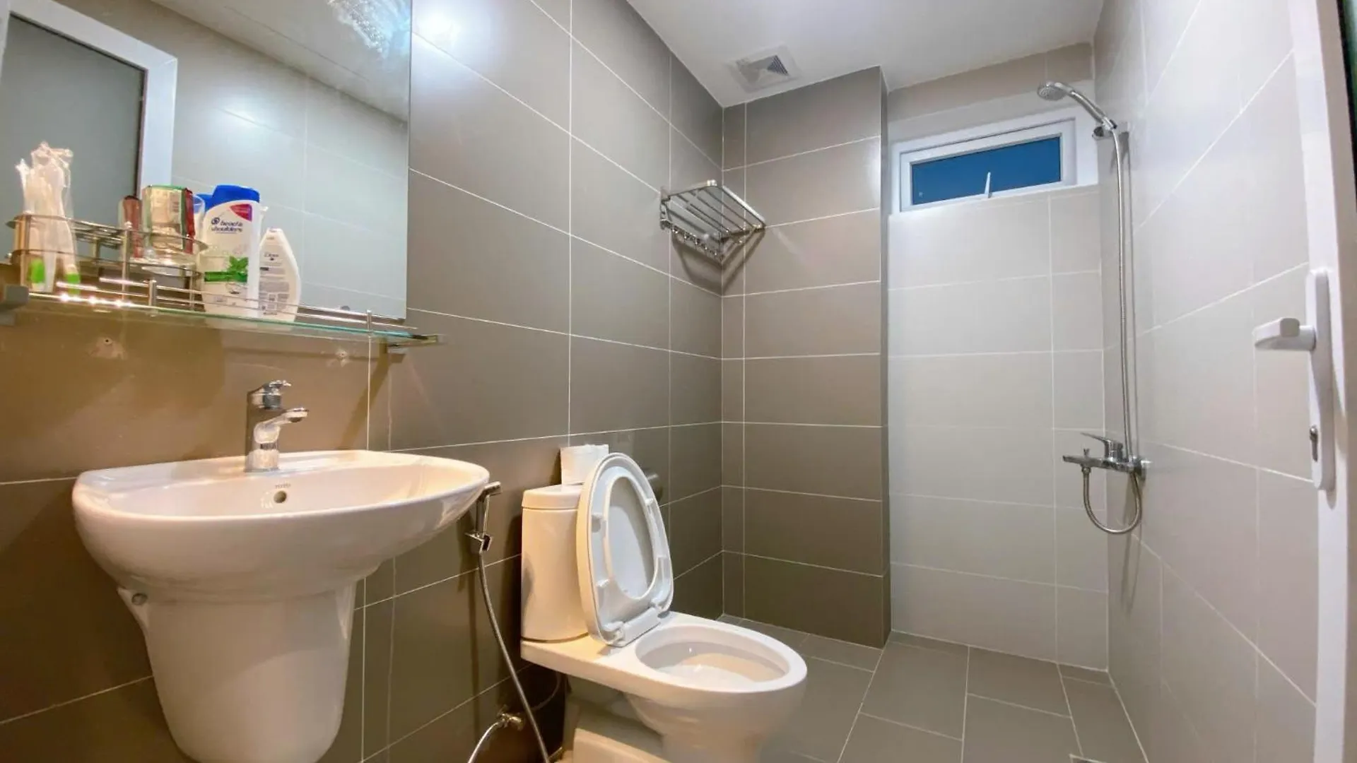Can Ho 2Pn View Dep L Oasky Vung Tau L Bai Sau 50M L Sach Dep Day Du Tien Nghi Apartment